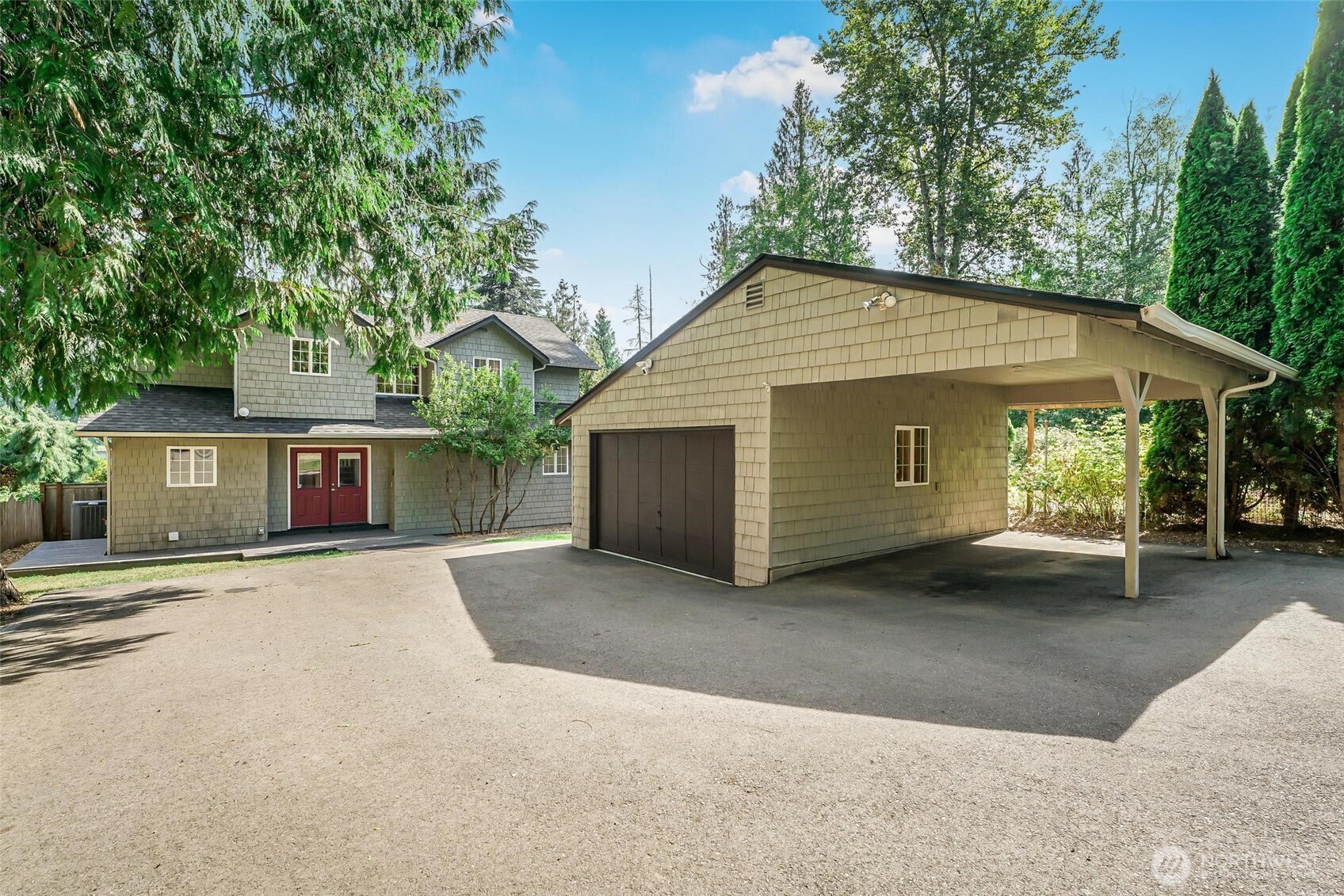 18404 W Spring Lake Drive Property Photo 34