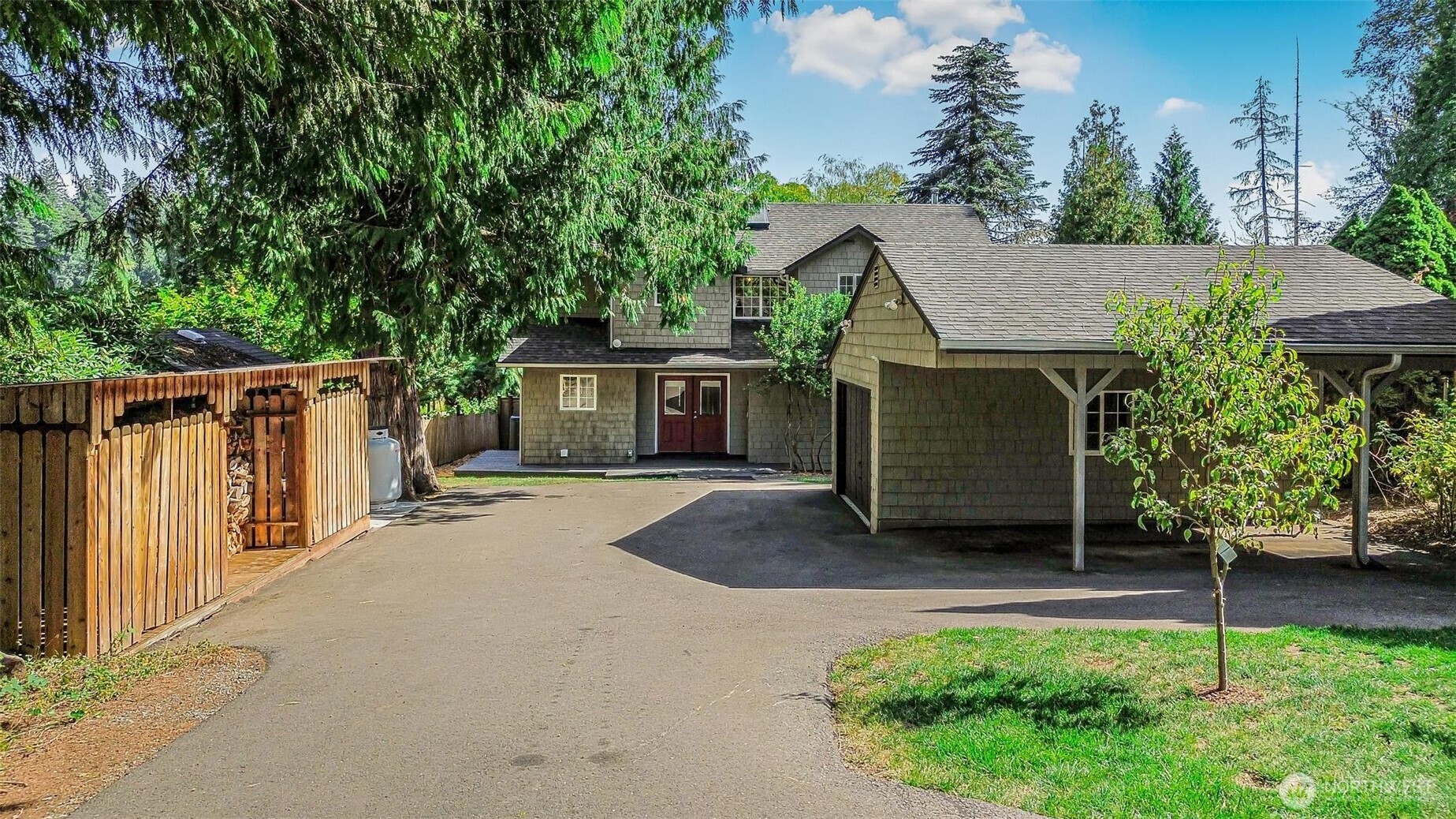 18404 W Spring Lake Drive Property Photo 35