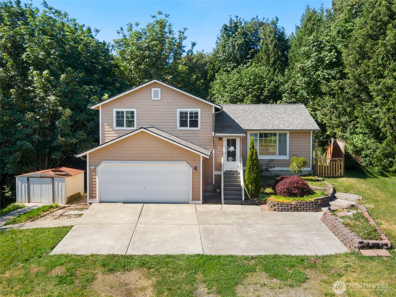 9915 Marine Drive Property Photo 1