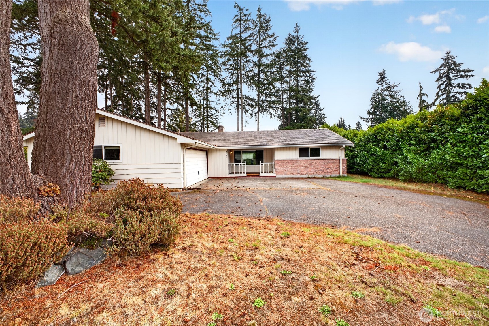 12707 78th Avenue Property Photo 4