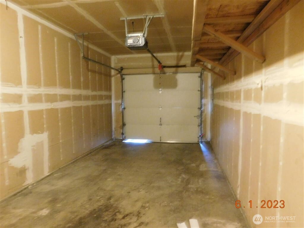 930 S 22nd Court Property Photo 17