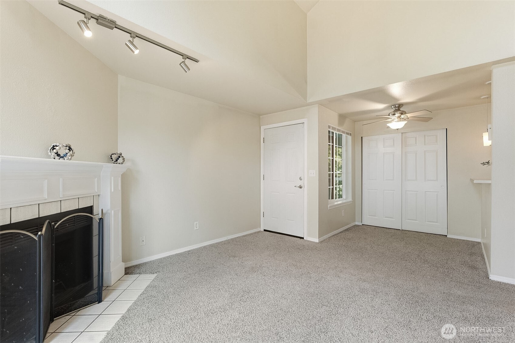 22700 30th Avenue A306 Property Photo 2