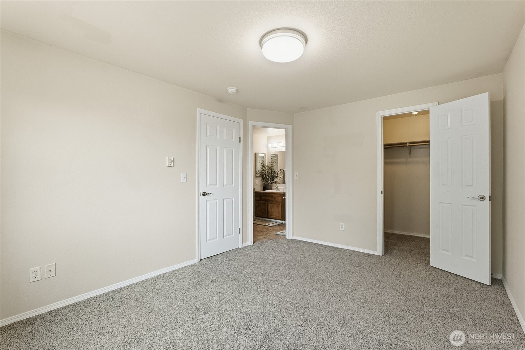 22700 30th Avenue A306 Property Photo 12
