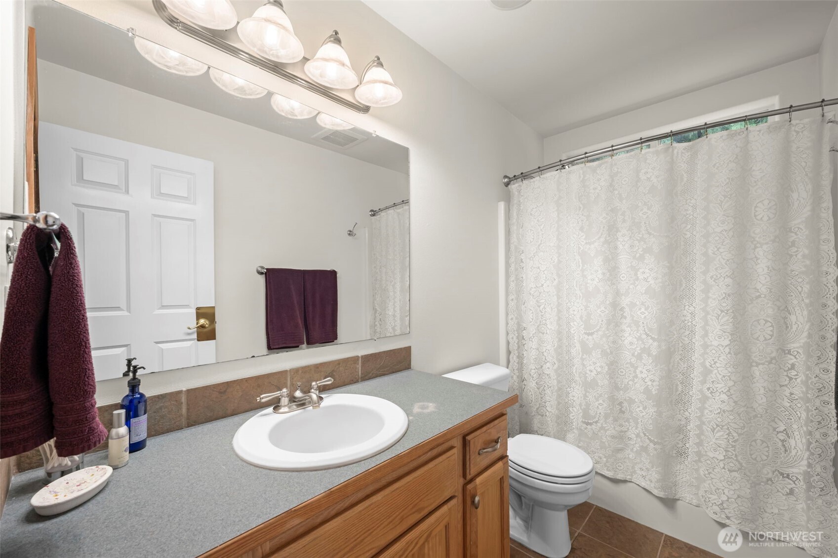 7781 Ne Frog Hollow Street Property Photo 23