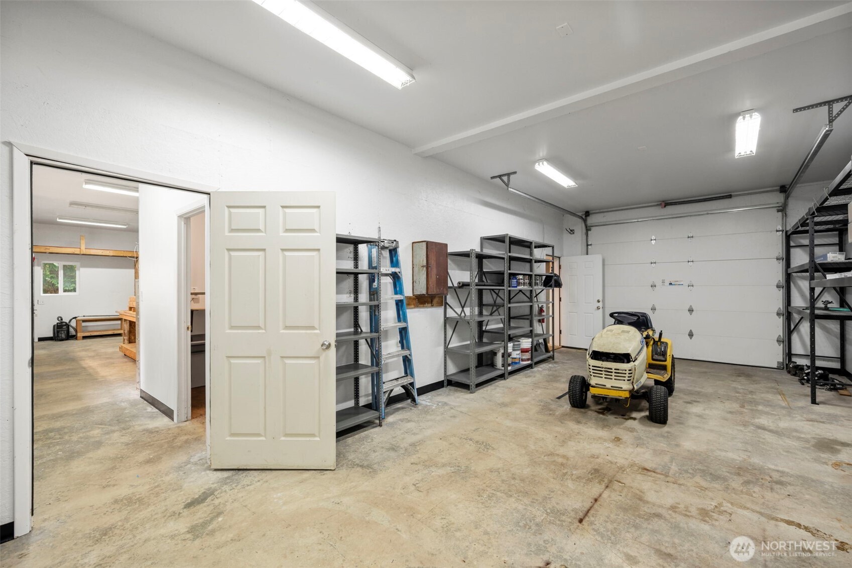 7781 Ne Frog Hollow Street Property Photo 25