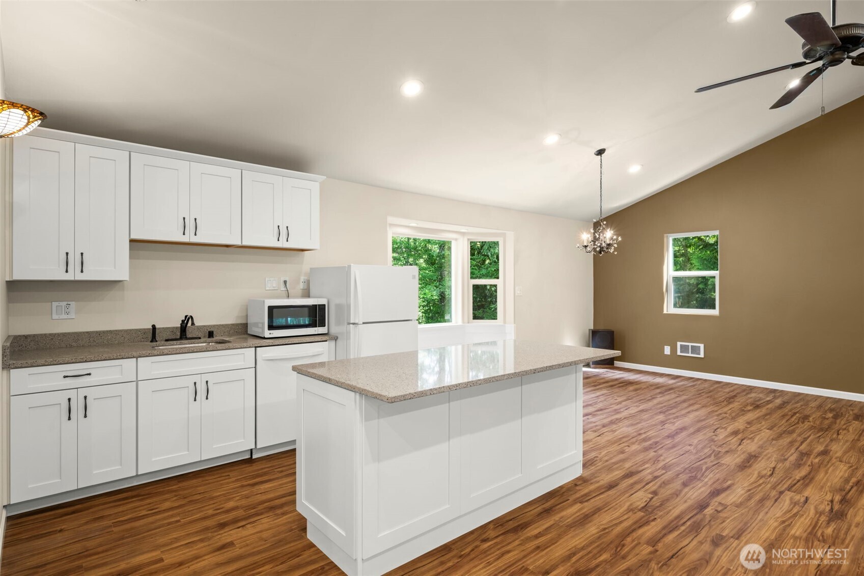 7781 Ne Frog Hollow Street Property Photo 33