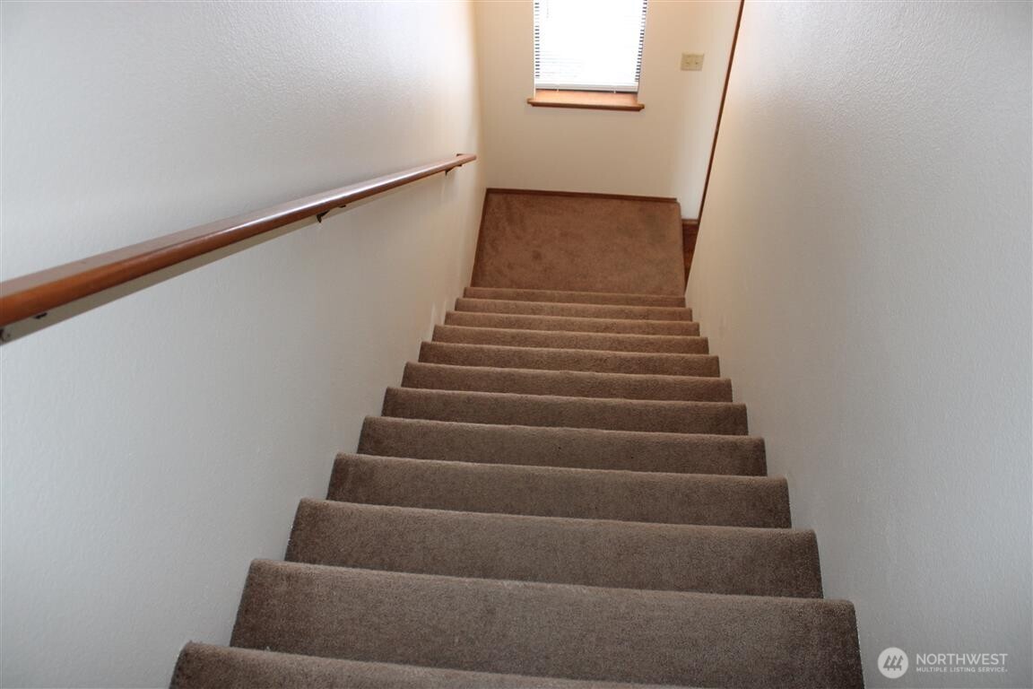 903 S 22nd Court Property Photo 5