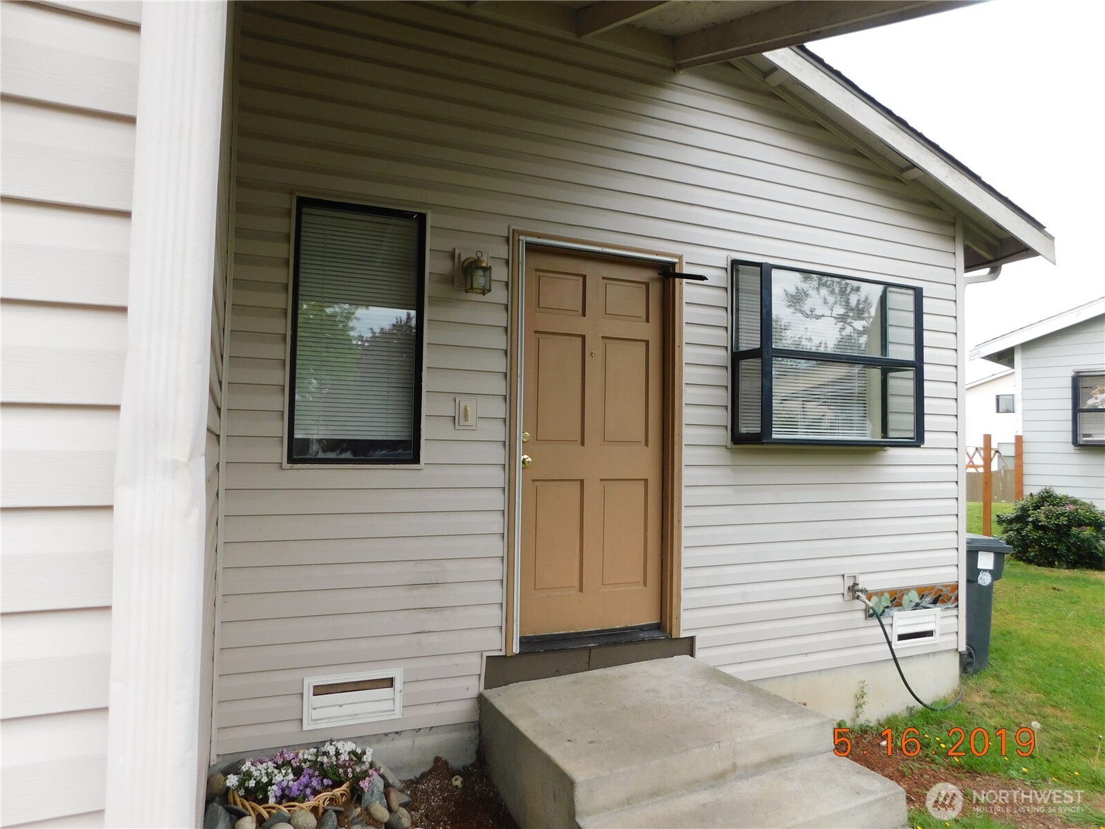 903 S 22nd Court Property Photo 10