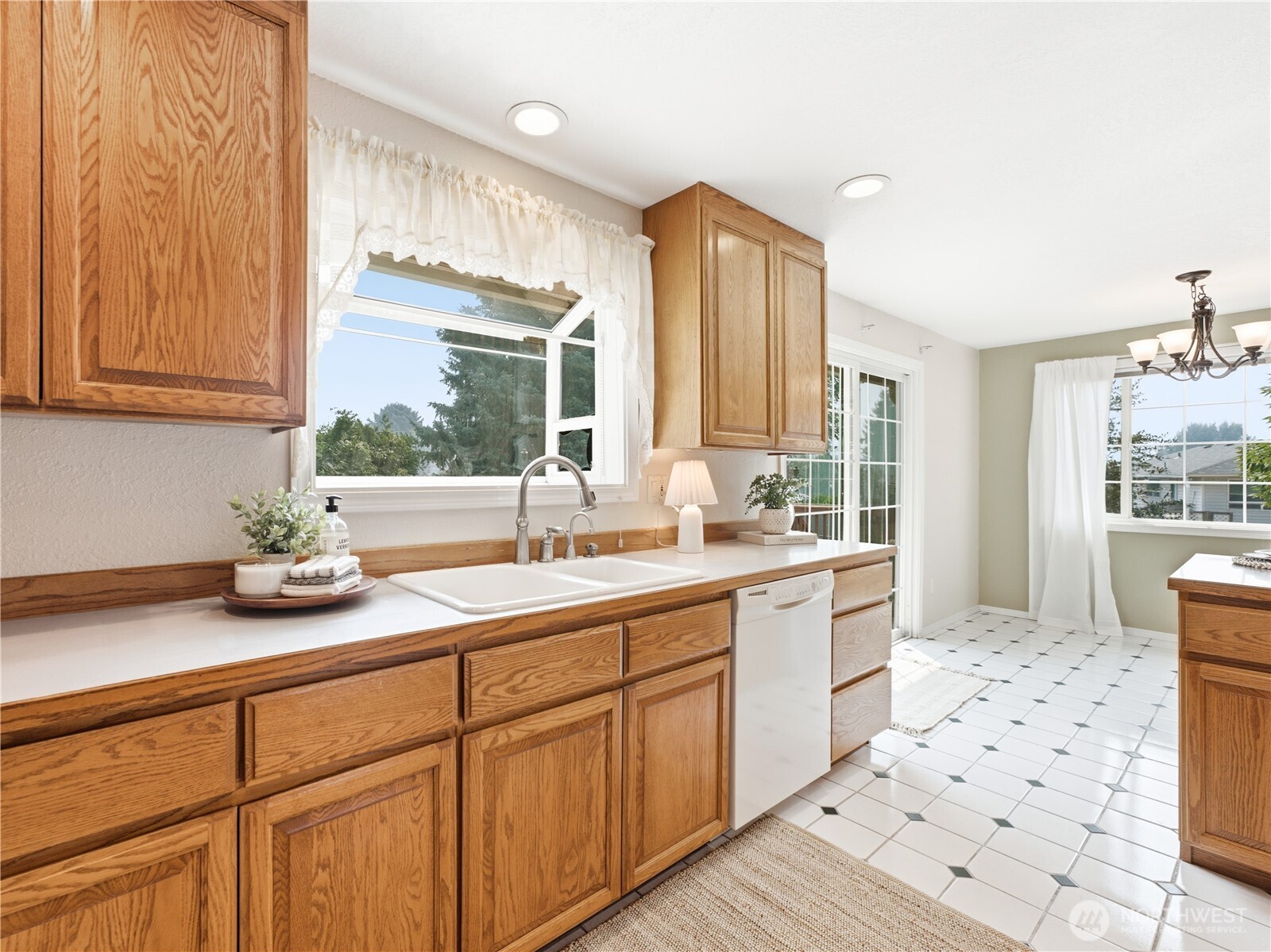 217 Ridgemont Drive Property Photo 13