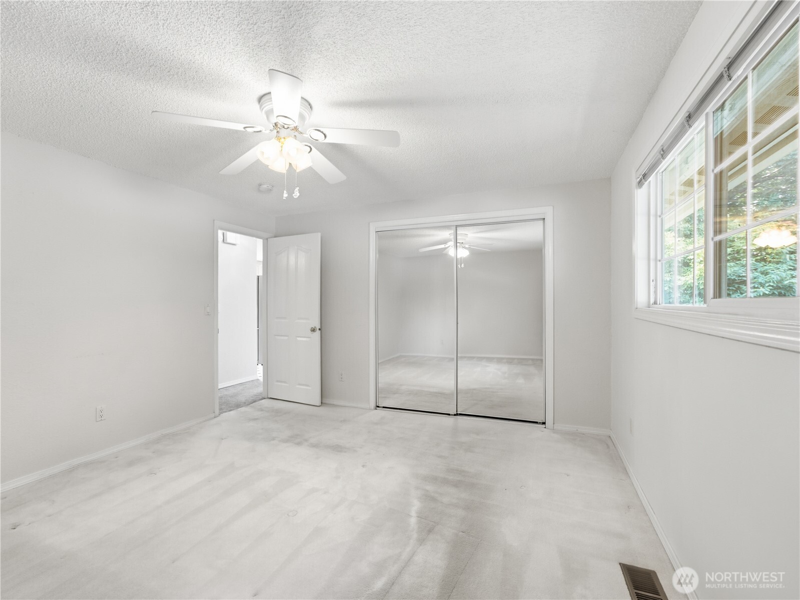 217 Ridgemont Drive Property Photo 20