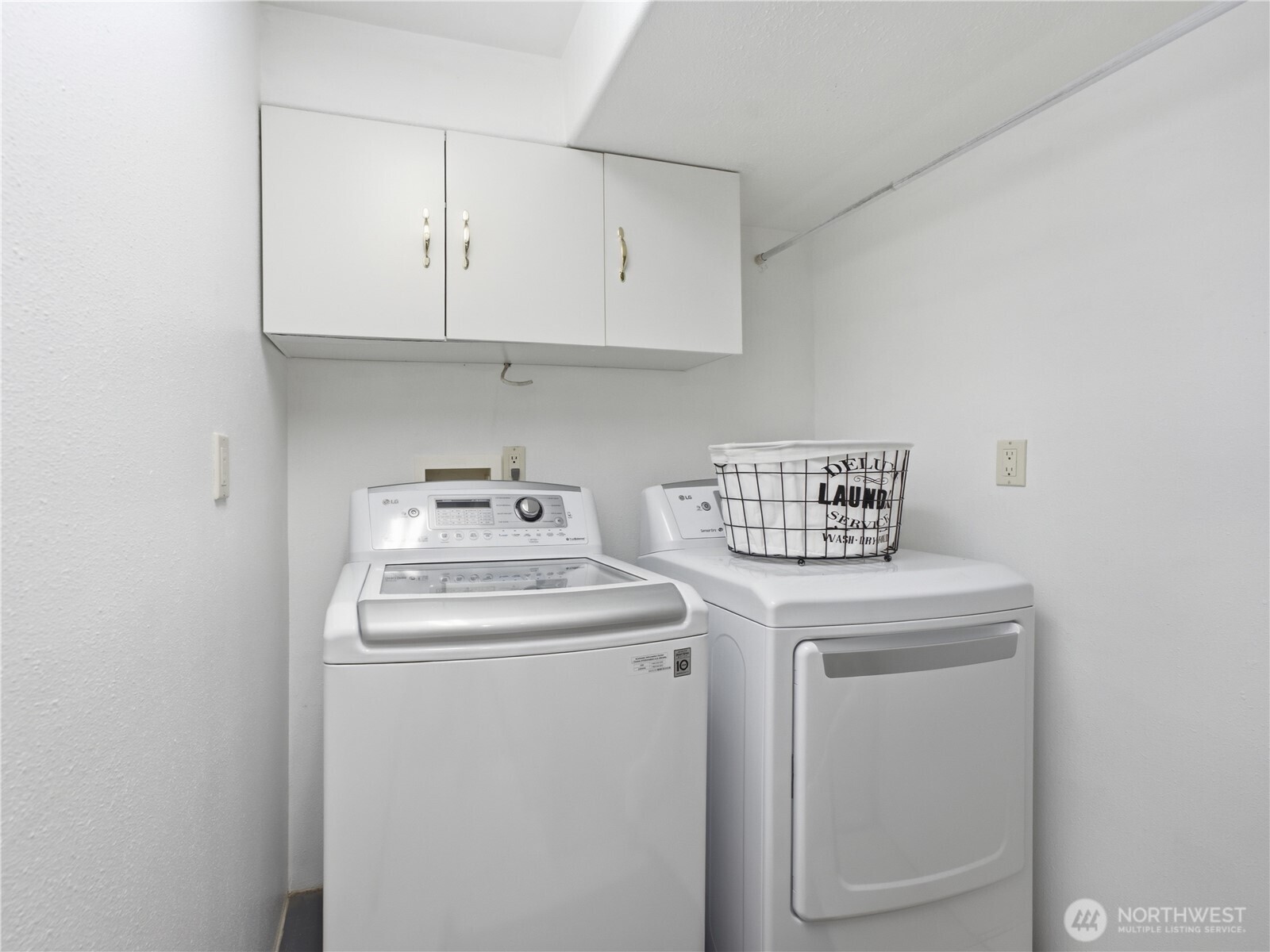 217 Ridgemont Drive Property Photo 24
