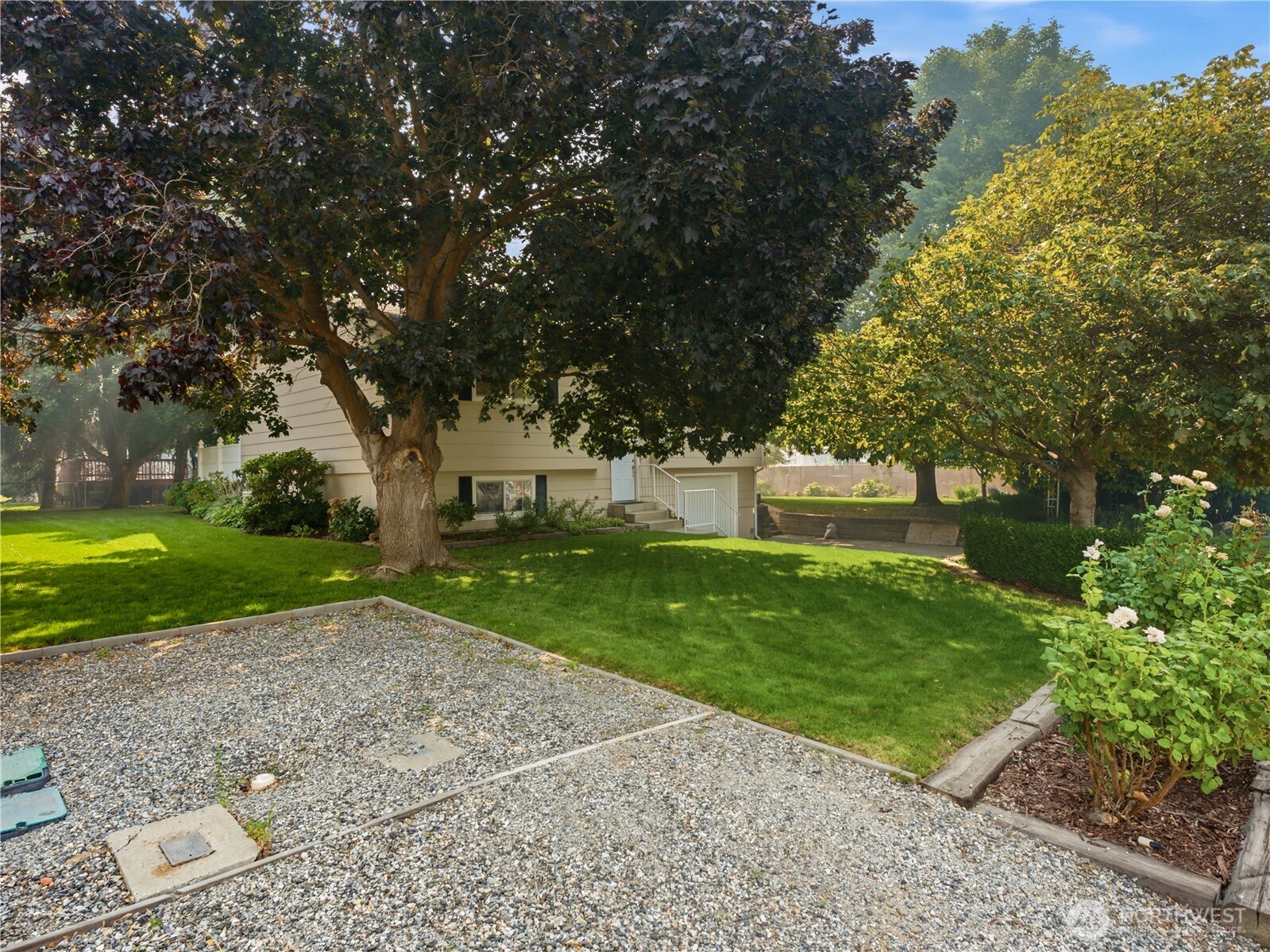 217 Ridgemont Drive Property Photo 40