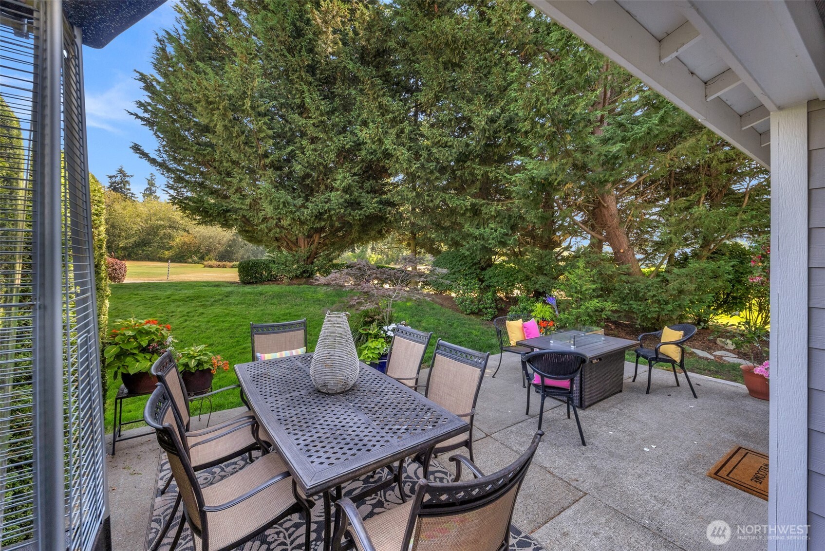 11639 Grove Drive Property Photo 4