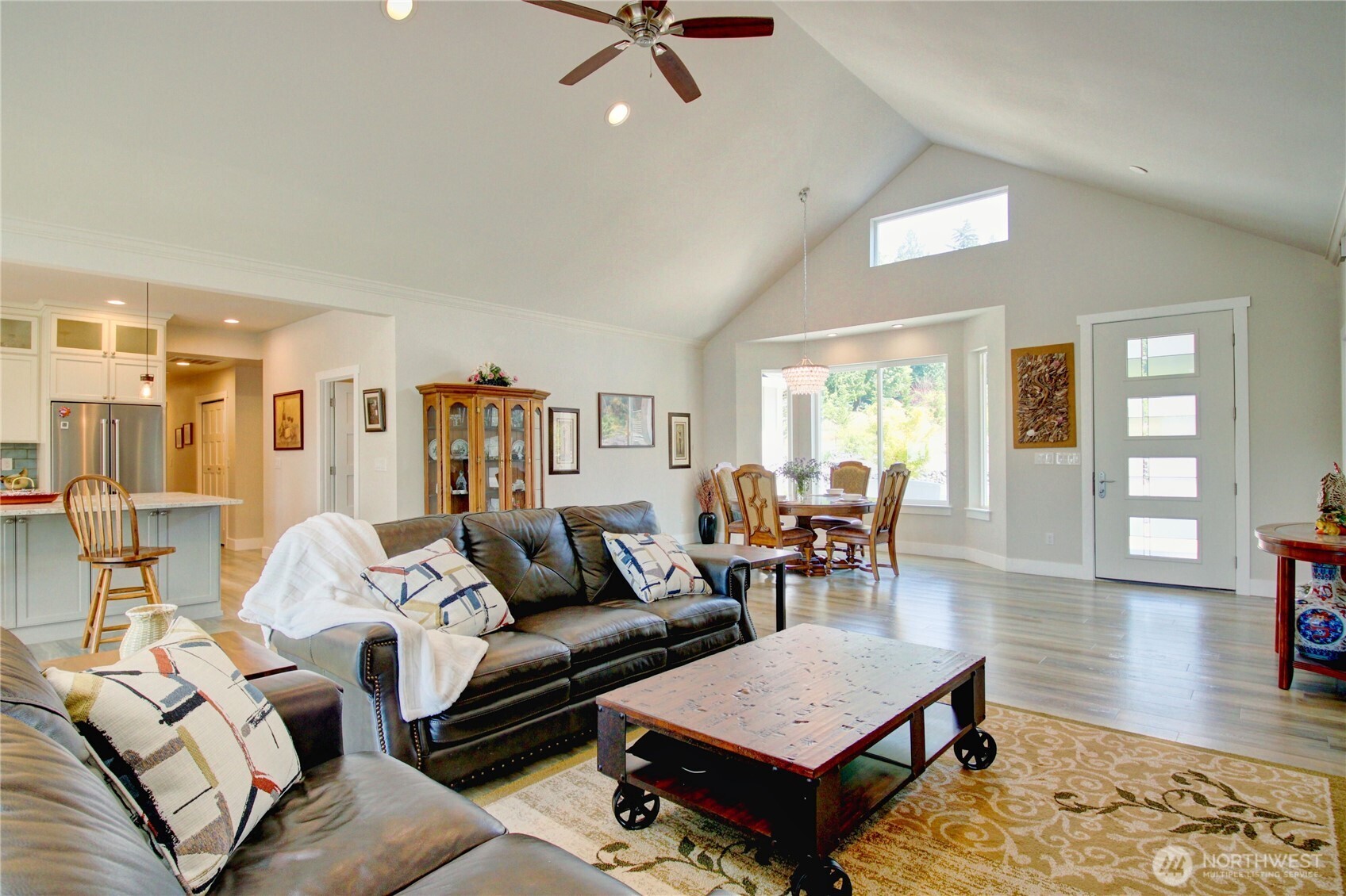 21031 Frank Waters Road Property Photo 5