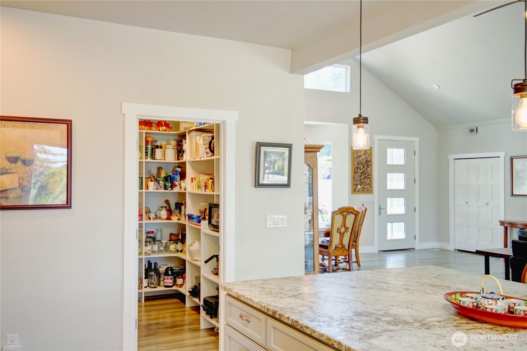 21031 Frank Waters Road Property Photo 8