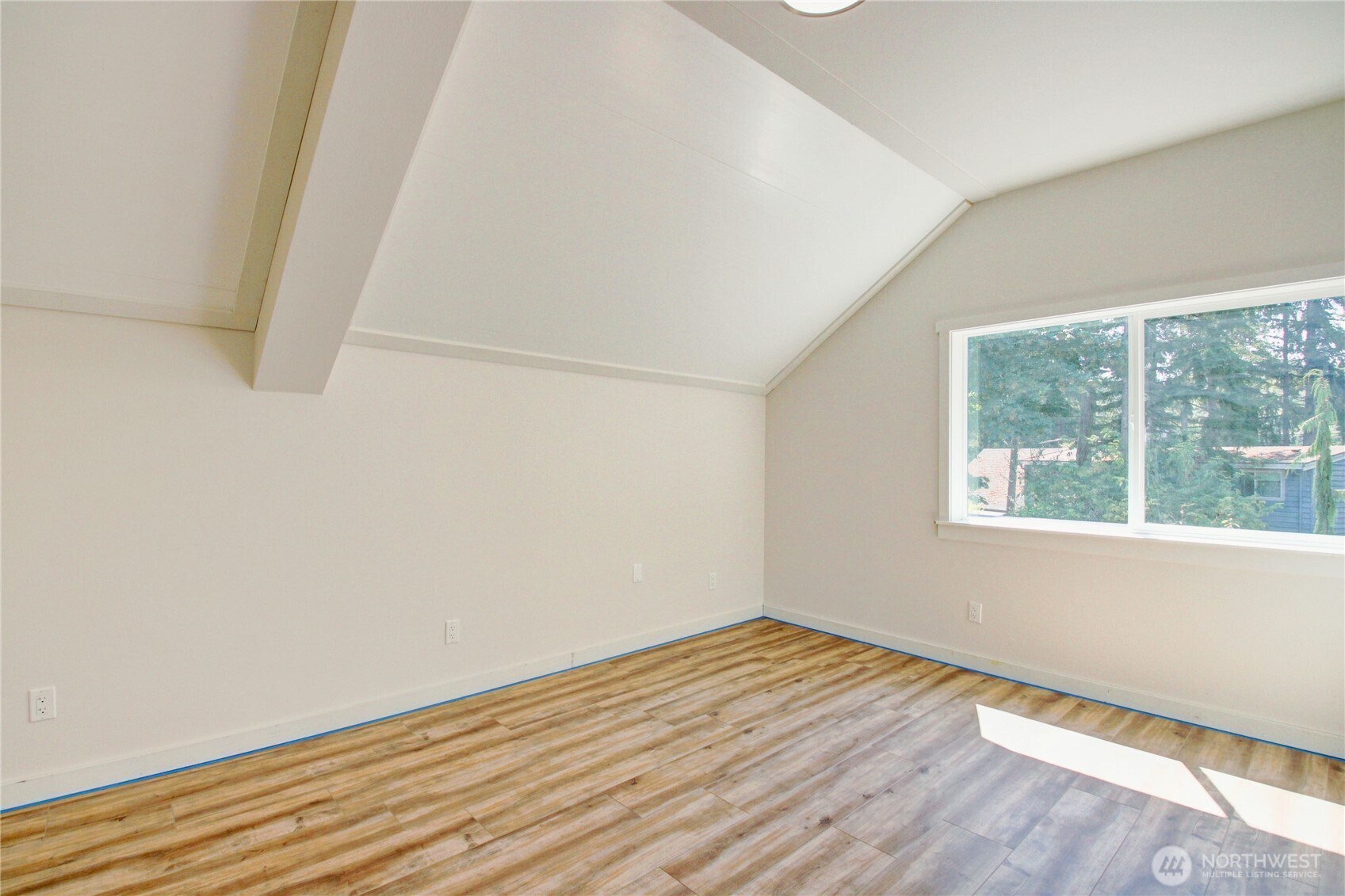 21031 Frank Waters Road Property Photo 29