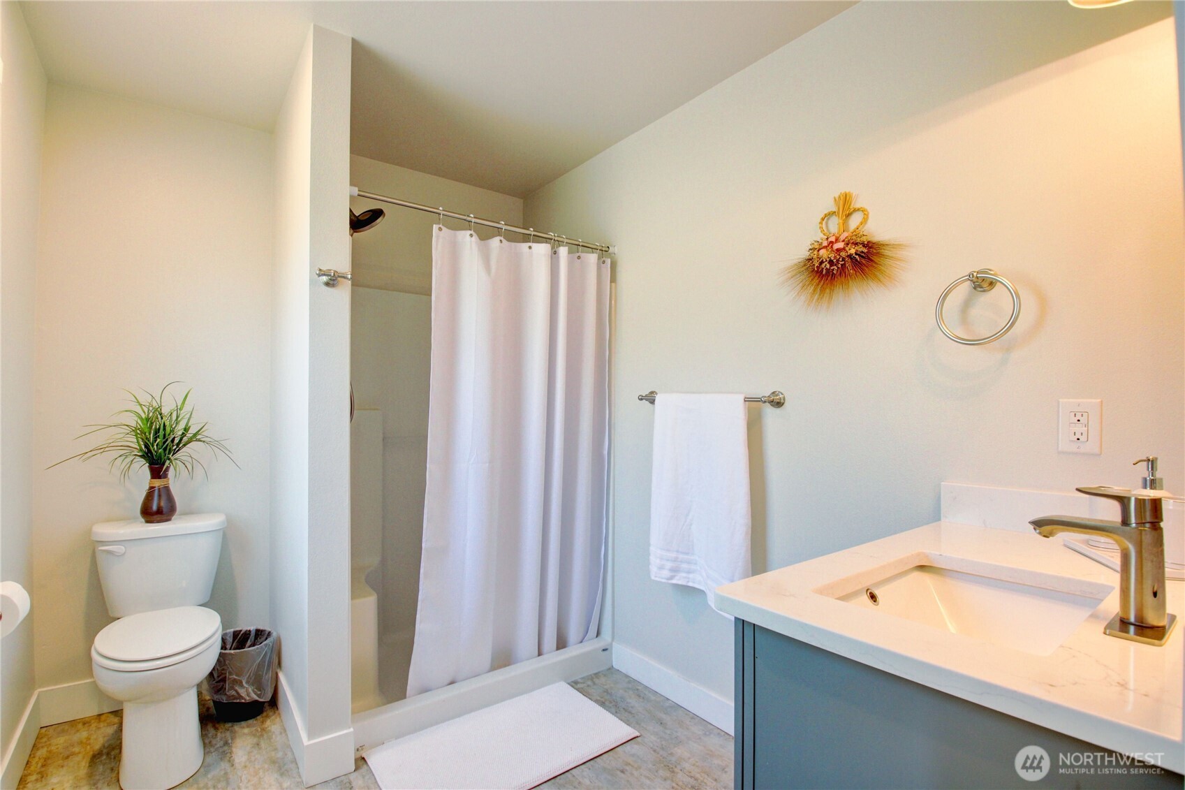 21031 Frank Waters Road Property Photo 30