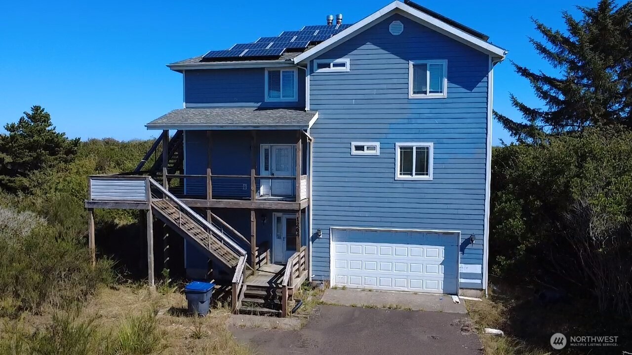 1264 E Ocean Shores Boulevard Property Photo 2