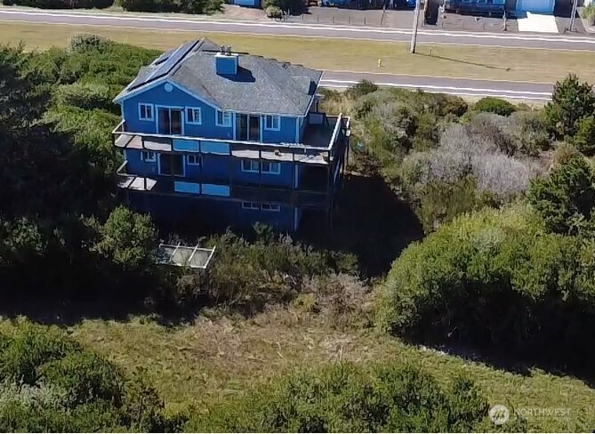1264 E Ocean Shores Boulevard Property Photo 3