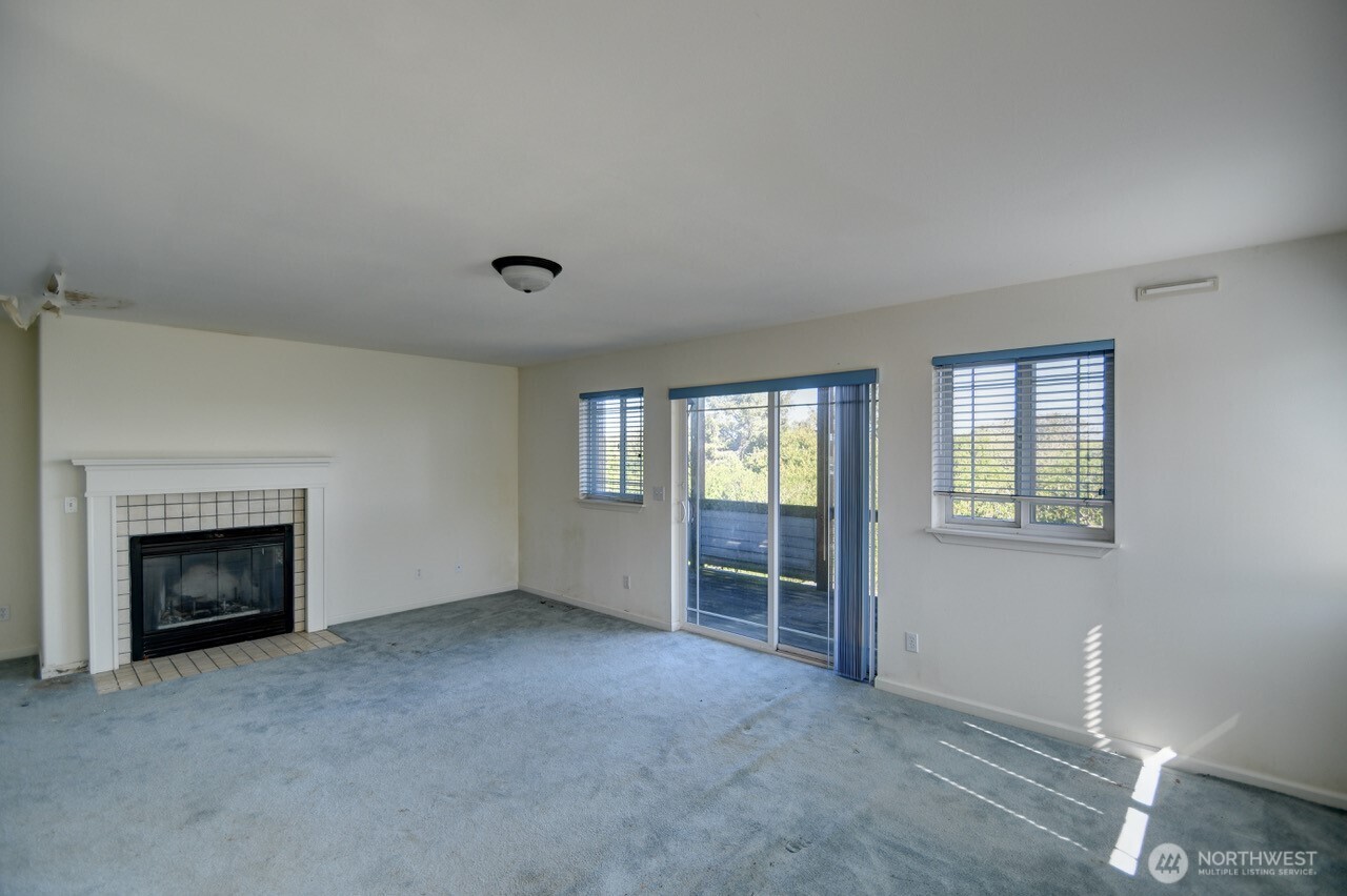1264 E Ocean Shores Boulevard Property Photo 7