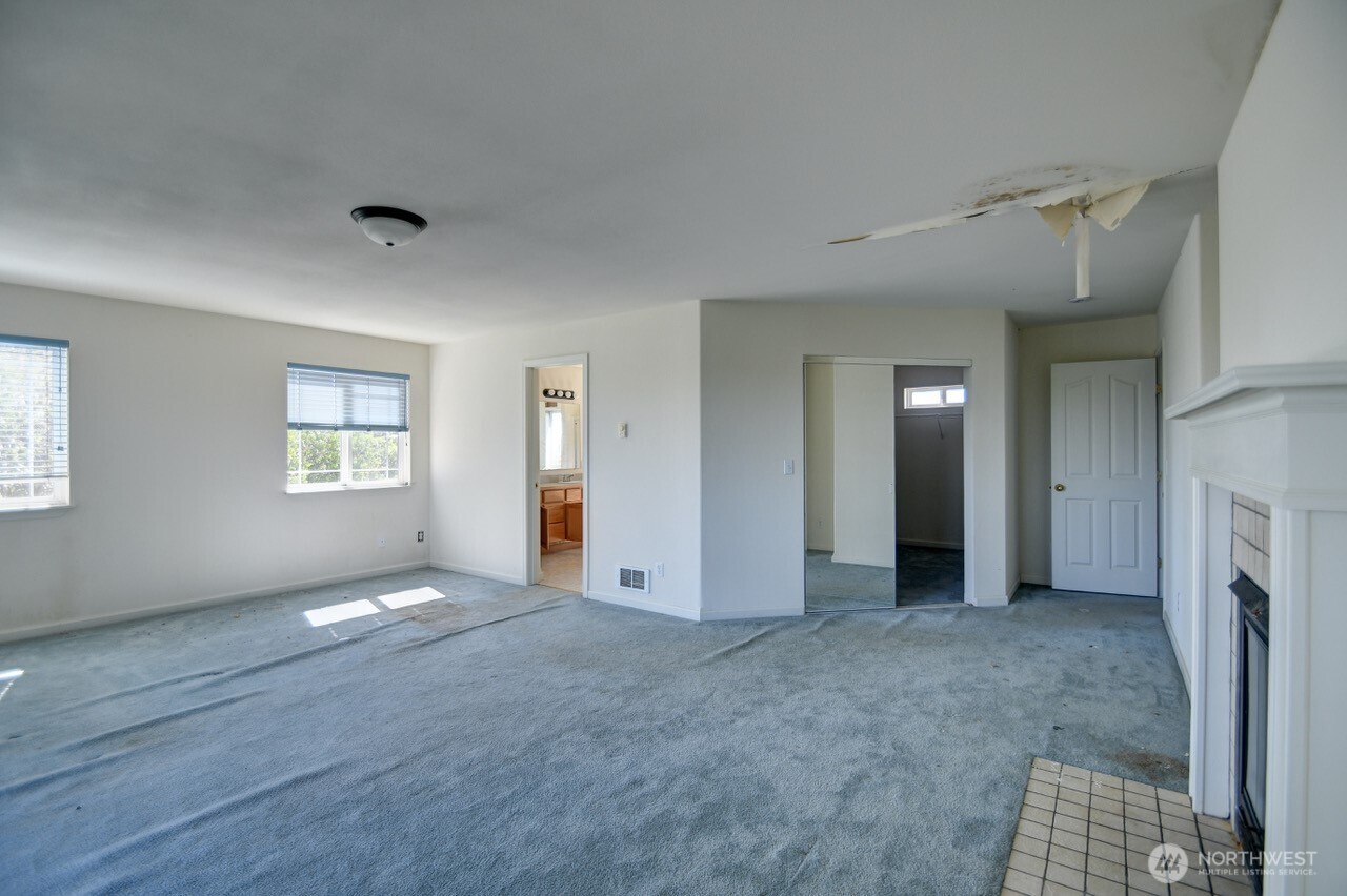 1264 E Ocean Shores Boulevard Property Photo 9
