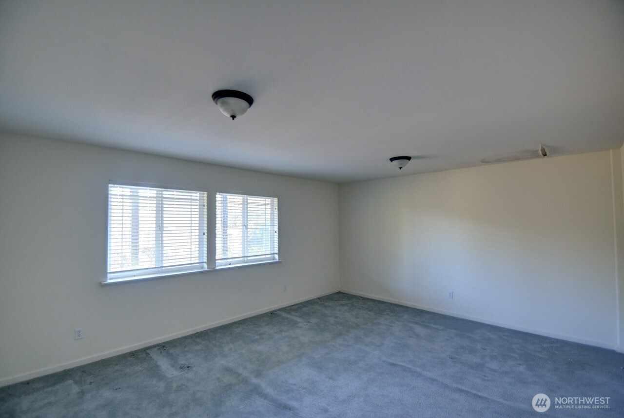 1264 E Ocean Shores Boulevard Property Photo 10
