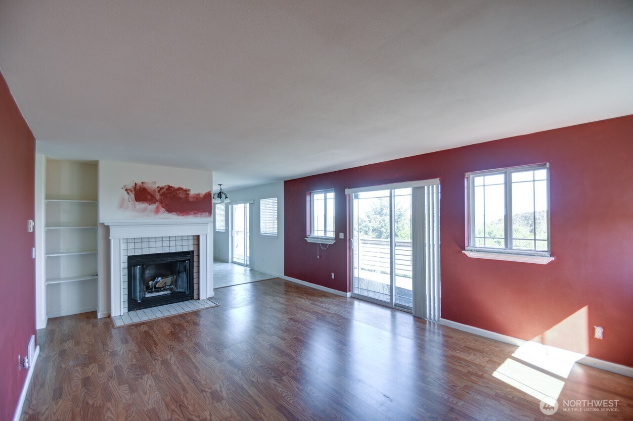 1264 E Ocean Shores Boulevard Property Photo 18