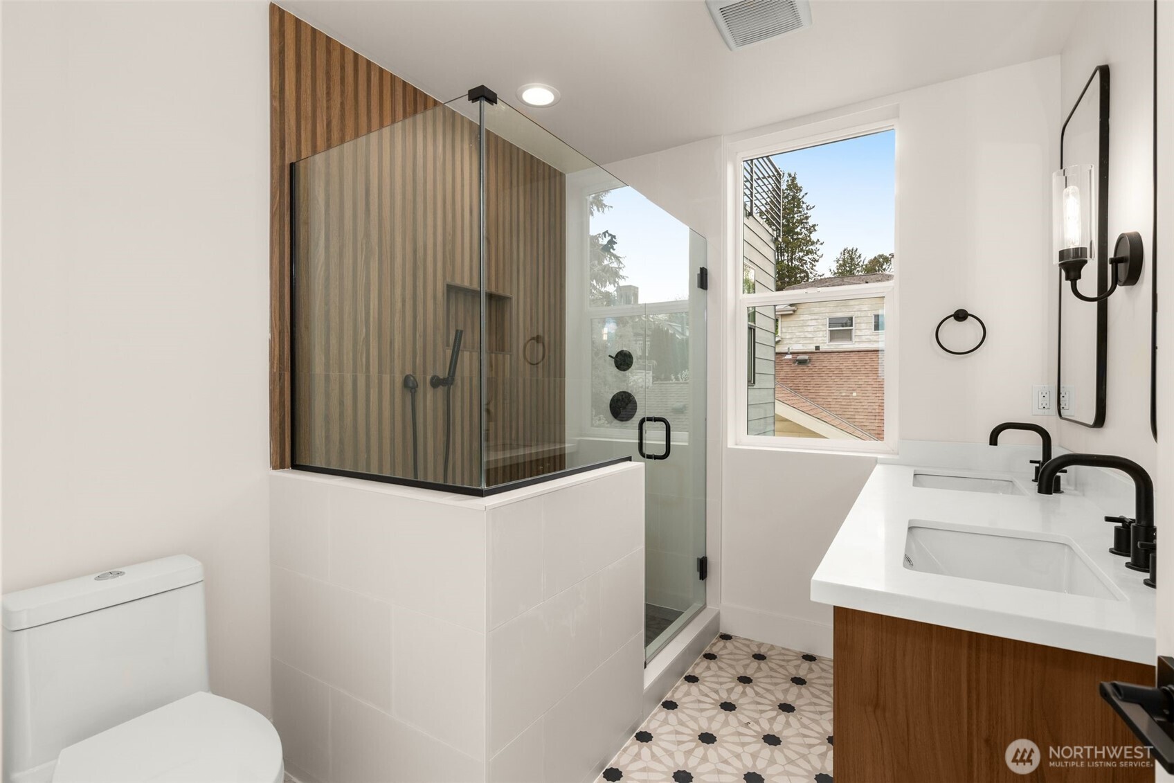 7403 Dayton Avenue Property Photo 13