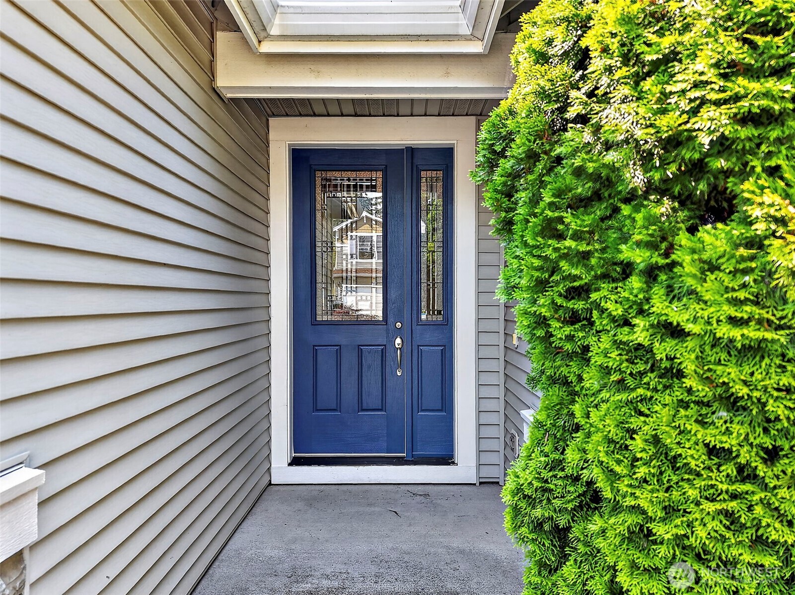 6733 Montevista Drive Property Photo 4