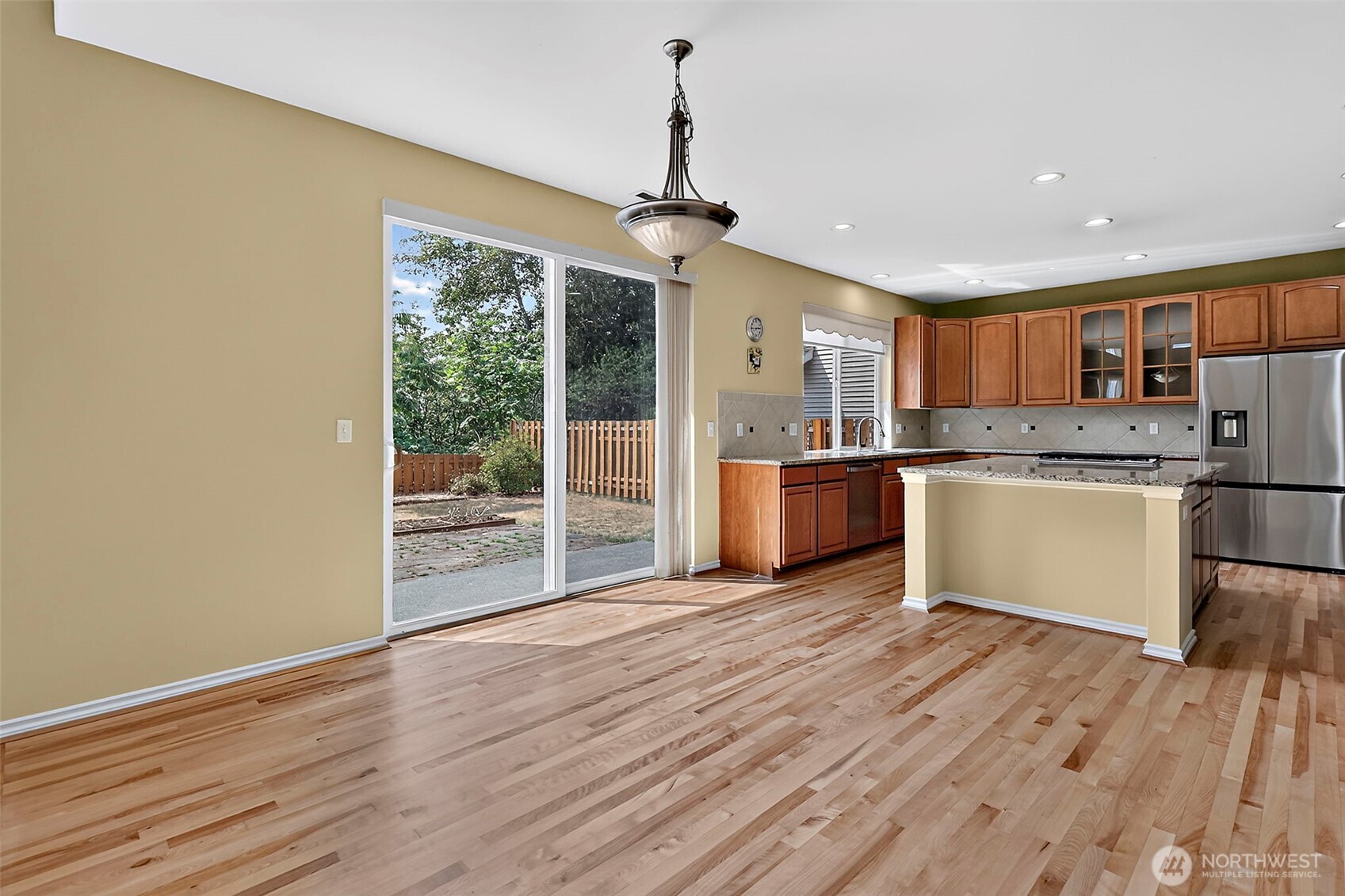 6733 Montevista Drive Property Photo 13