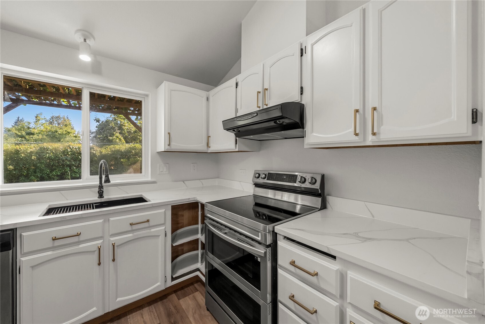 1310 S 94th Street Property Photo 35