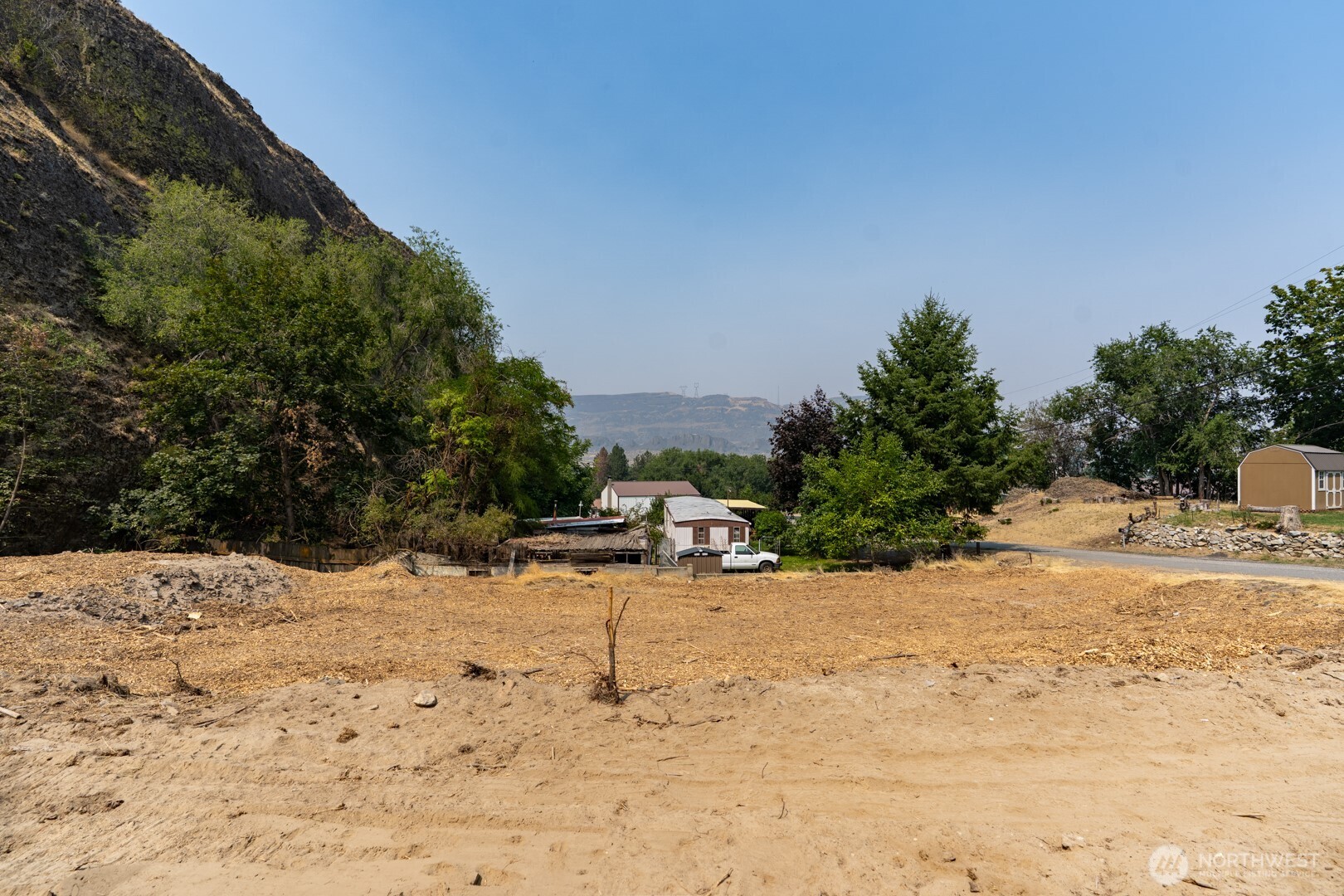 455 459 Partello Park Property Photo 11