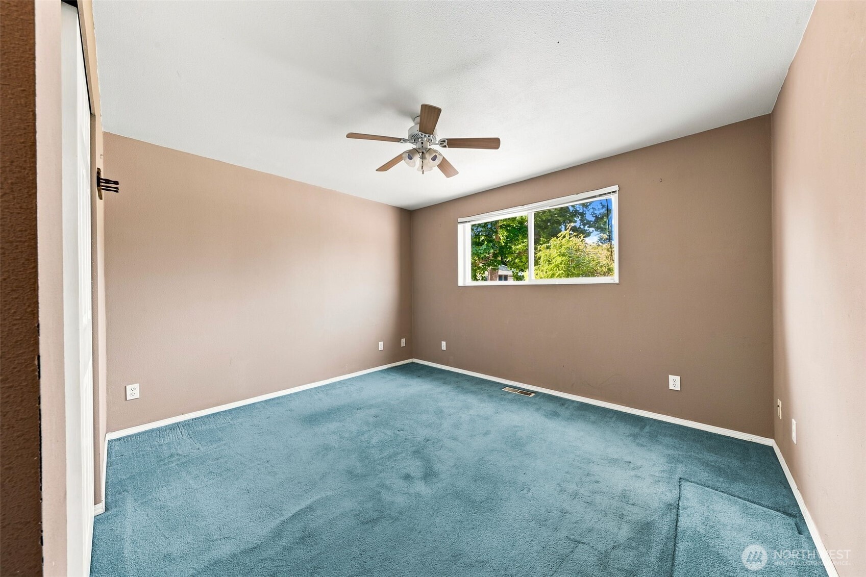 1111 Pierce Avenue Property Photo 19