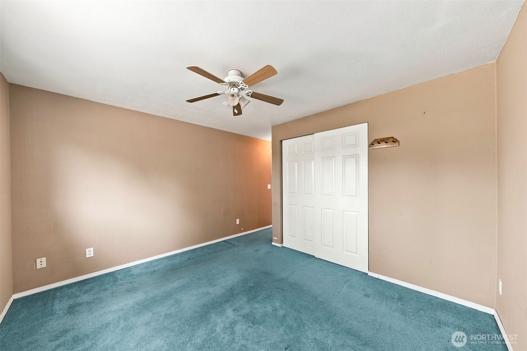 1111 Pierce Avenue Property Photo 21