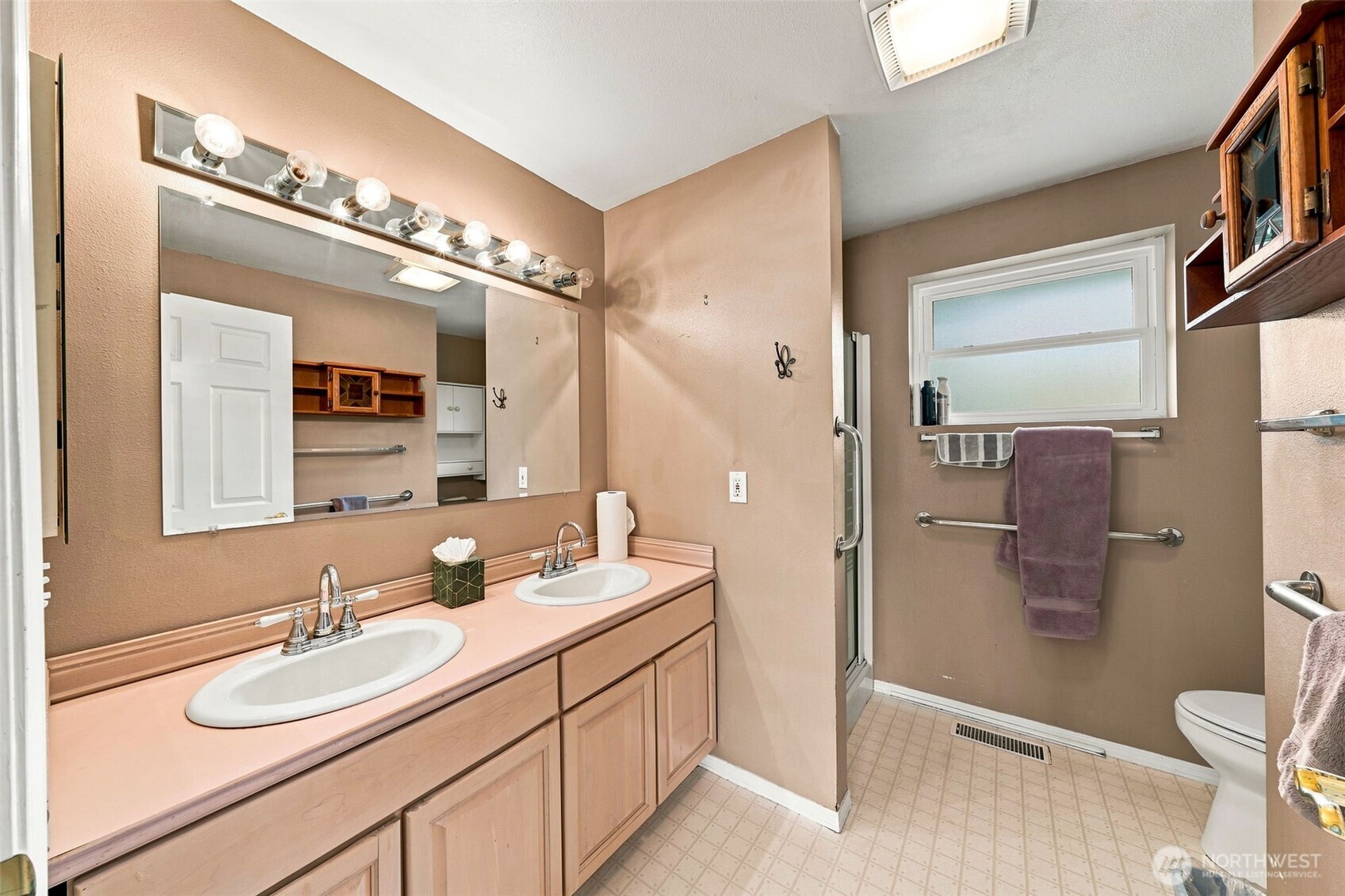 1111 Pierce Avenue Property Photo 22