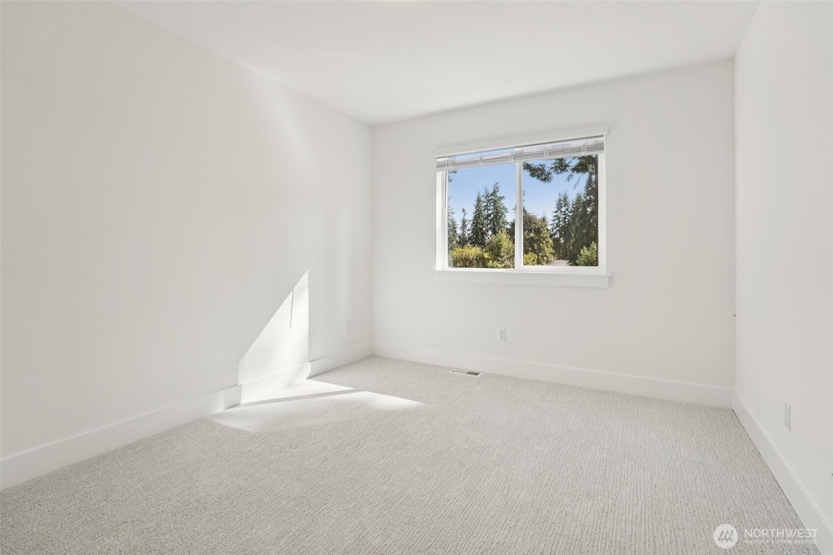 8014 222nd Street Property Photo 20