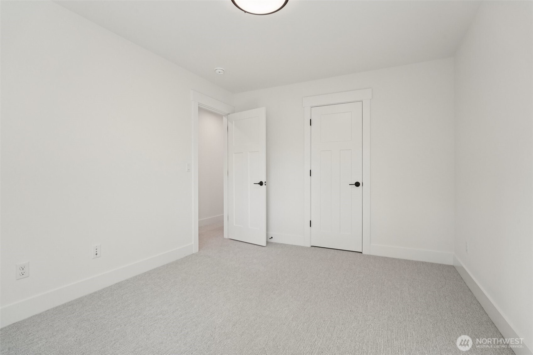 8014 222nd Street Property Photo 21