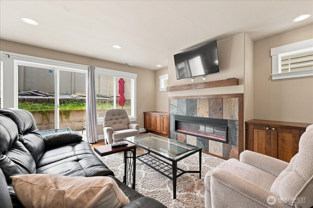 121 Vineyard Lane A Property Photo 1
