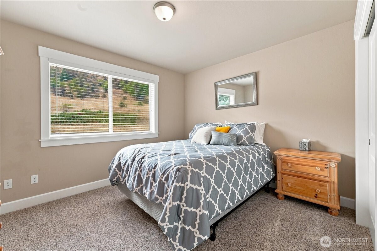 121 Vineyard Lane A Property Photo 25