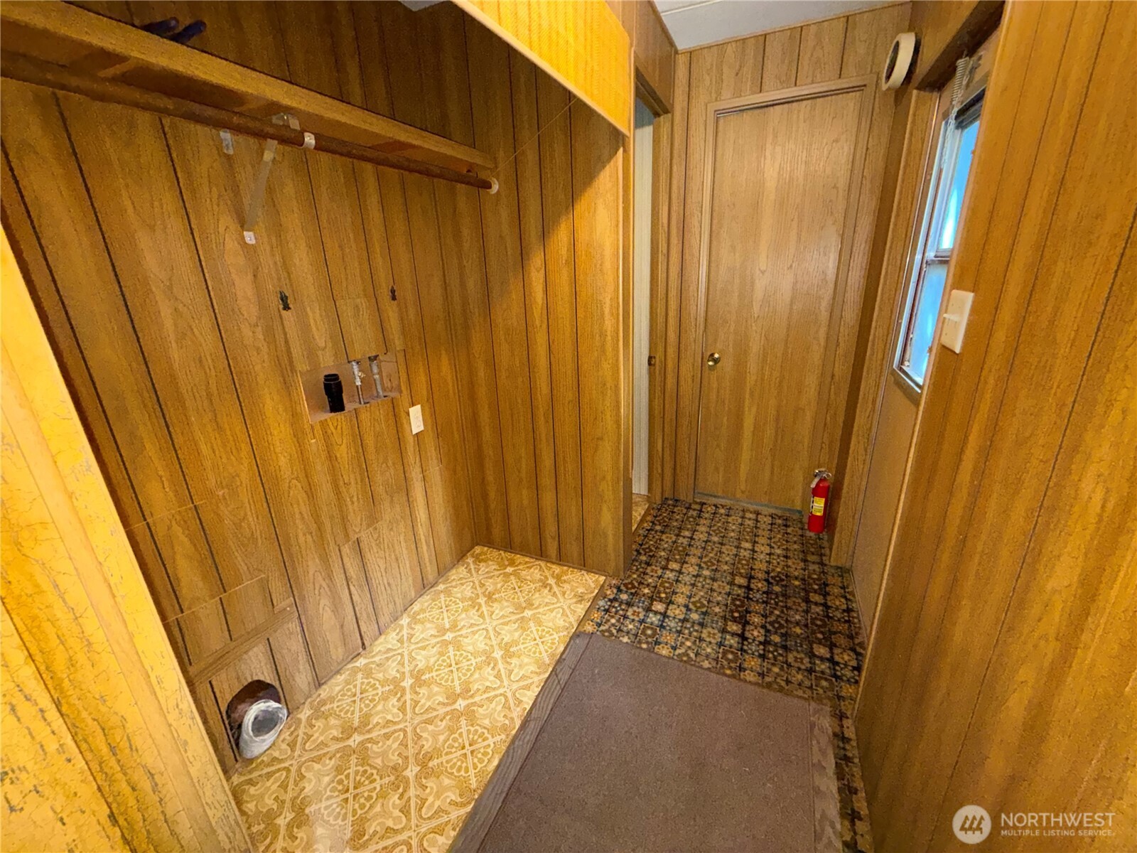 2419 Jahn Ave Nw 28 Property Photo 14