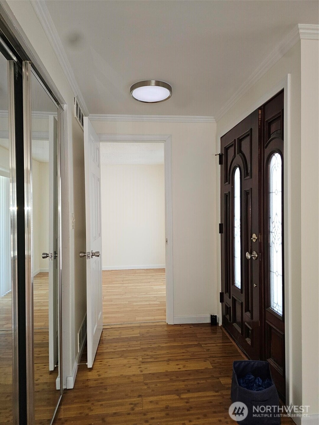 15619 Ne 1st Place Property Photo 2