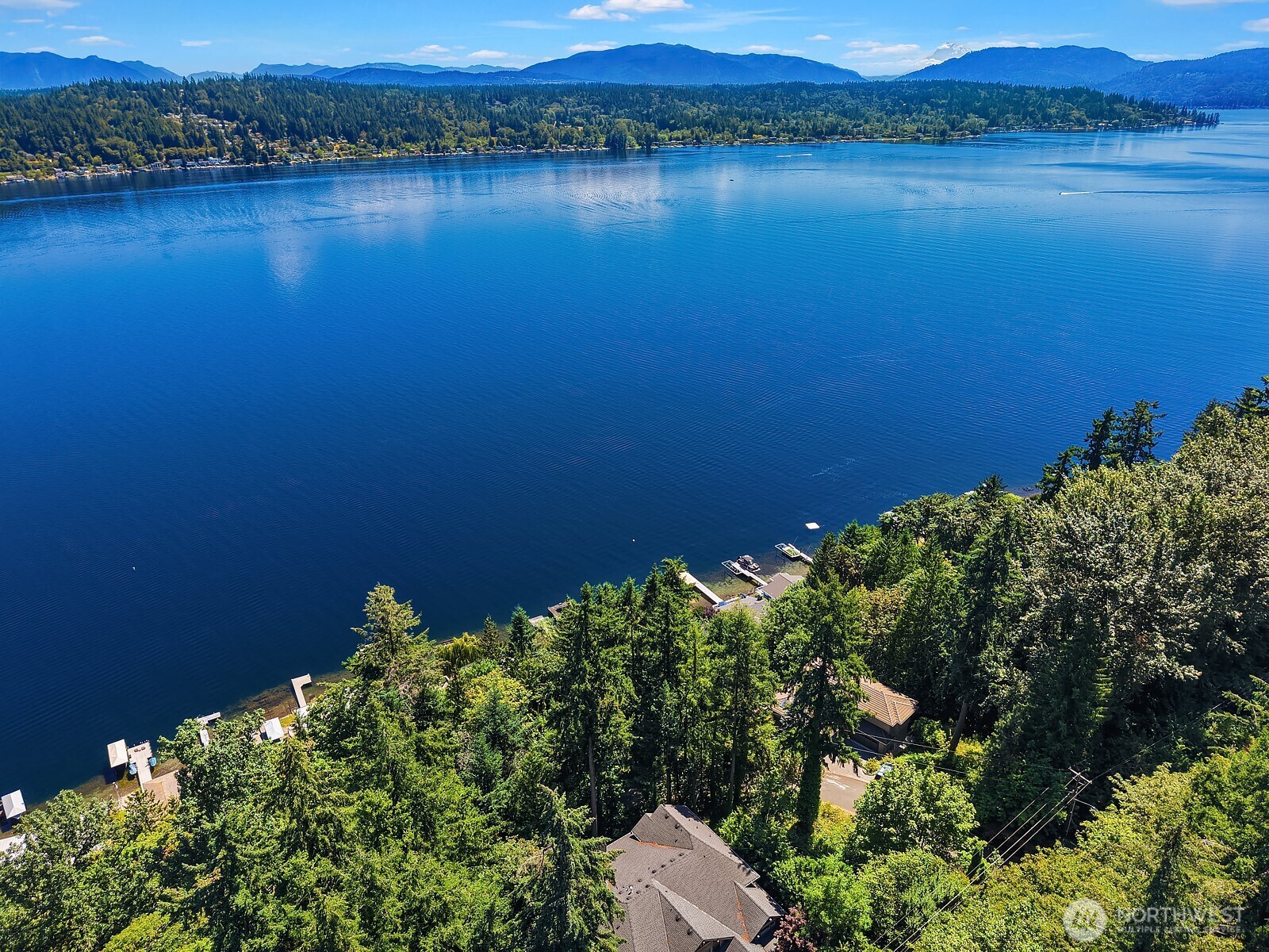 1464 W Lake Sammamish Parkway Property Photo 2