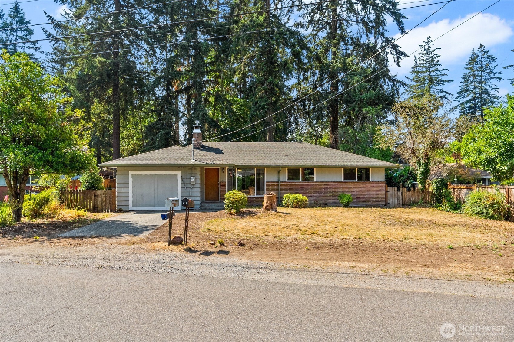 8212 South Sw Property Photo 1