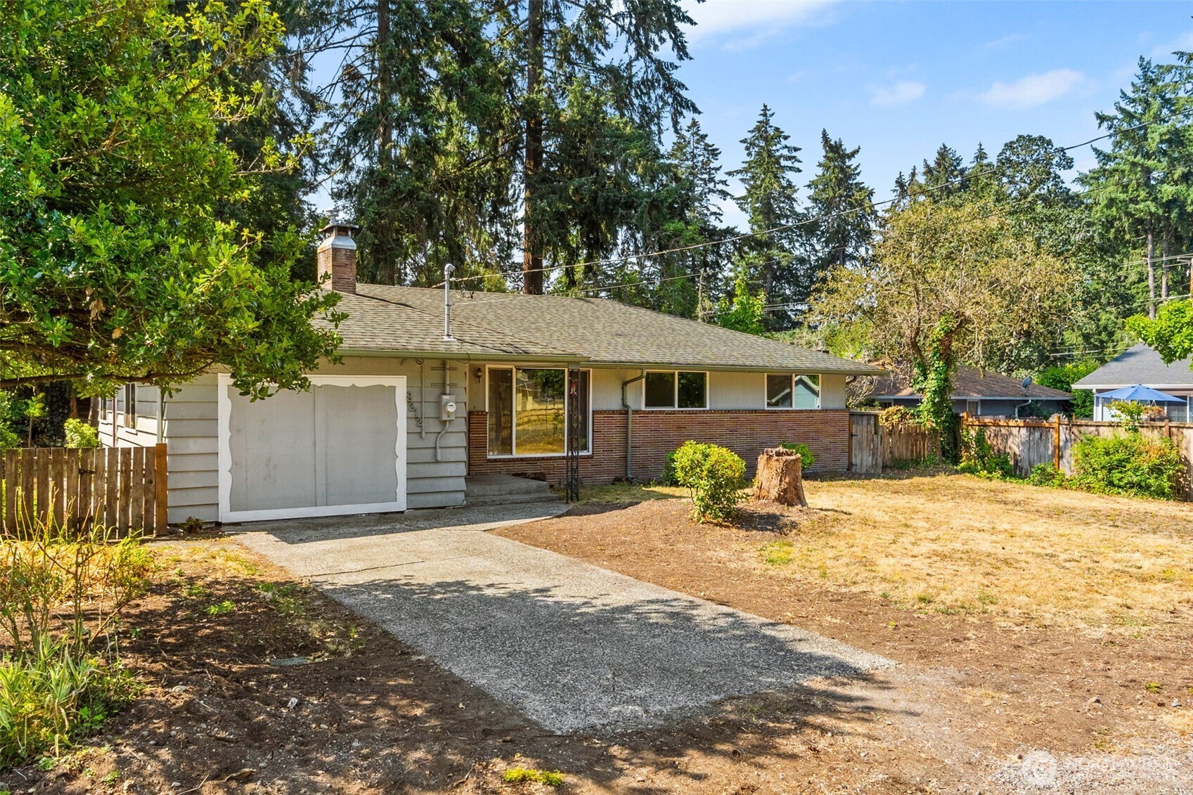8212 South Sw Property Photo 2