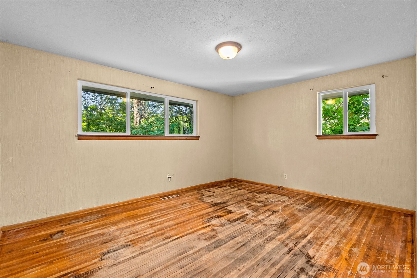 8212 South Sw Property Photo 11