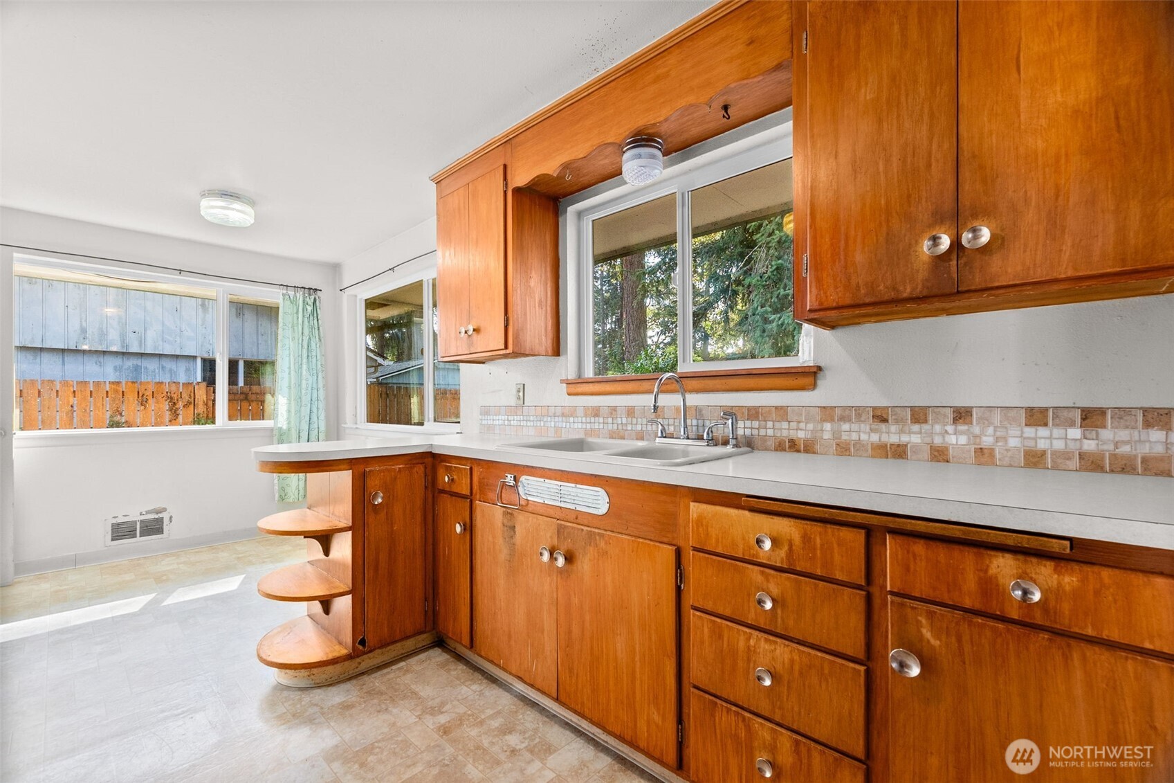 8212 South Sw Property Photo 30