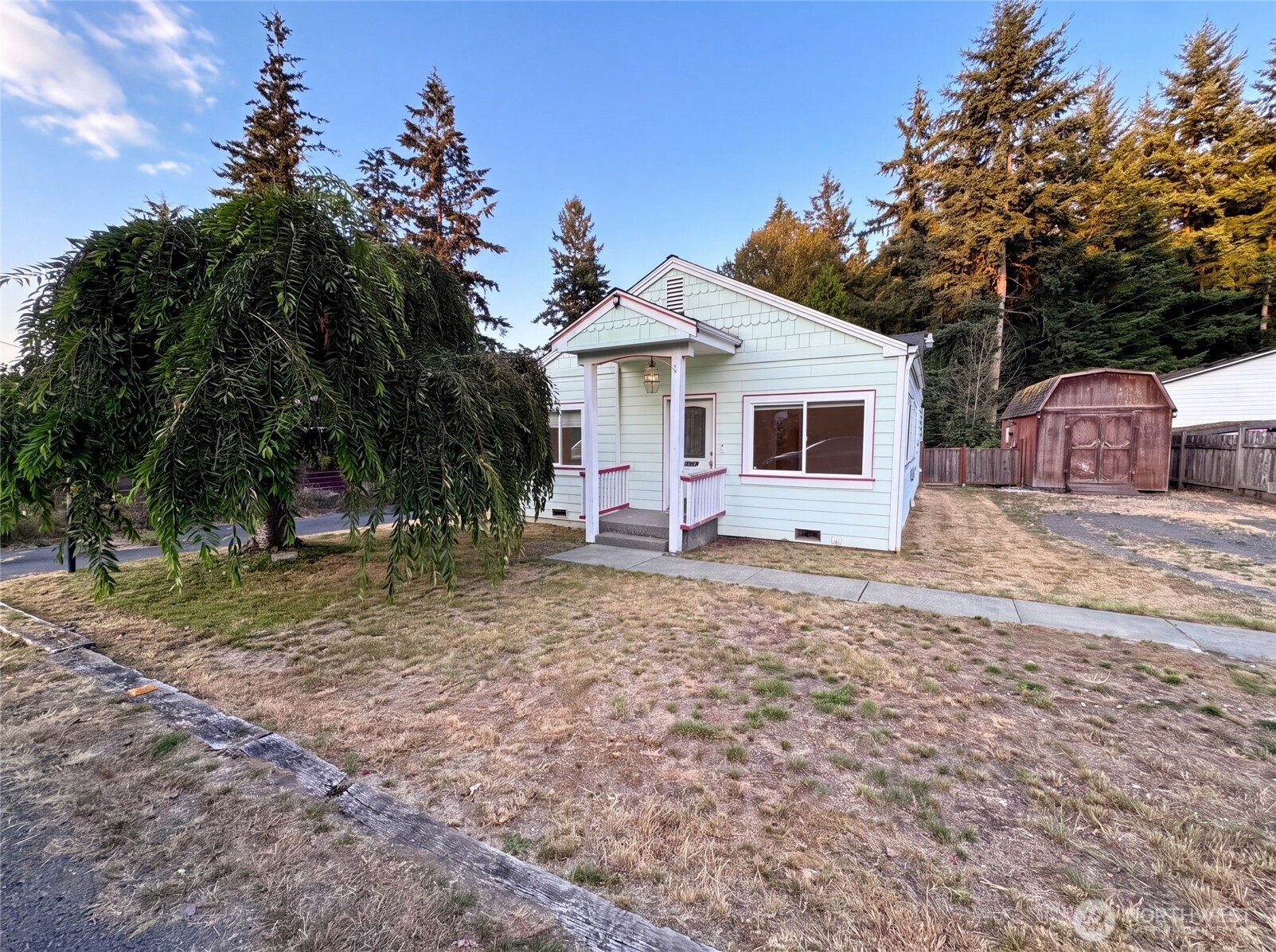 7507 Lower Ridge Road Property Photo 1