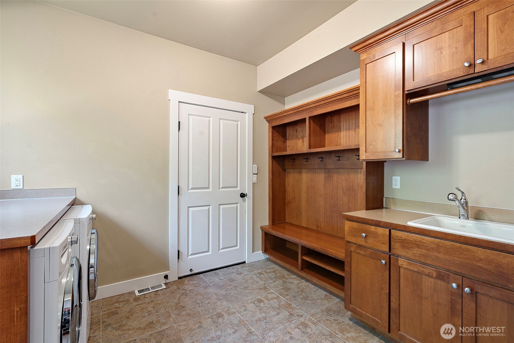 6516 86th Avenue Property Photo 12