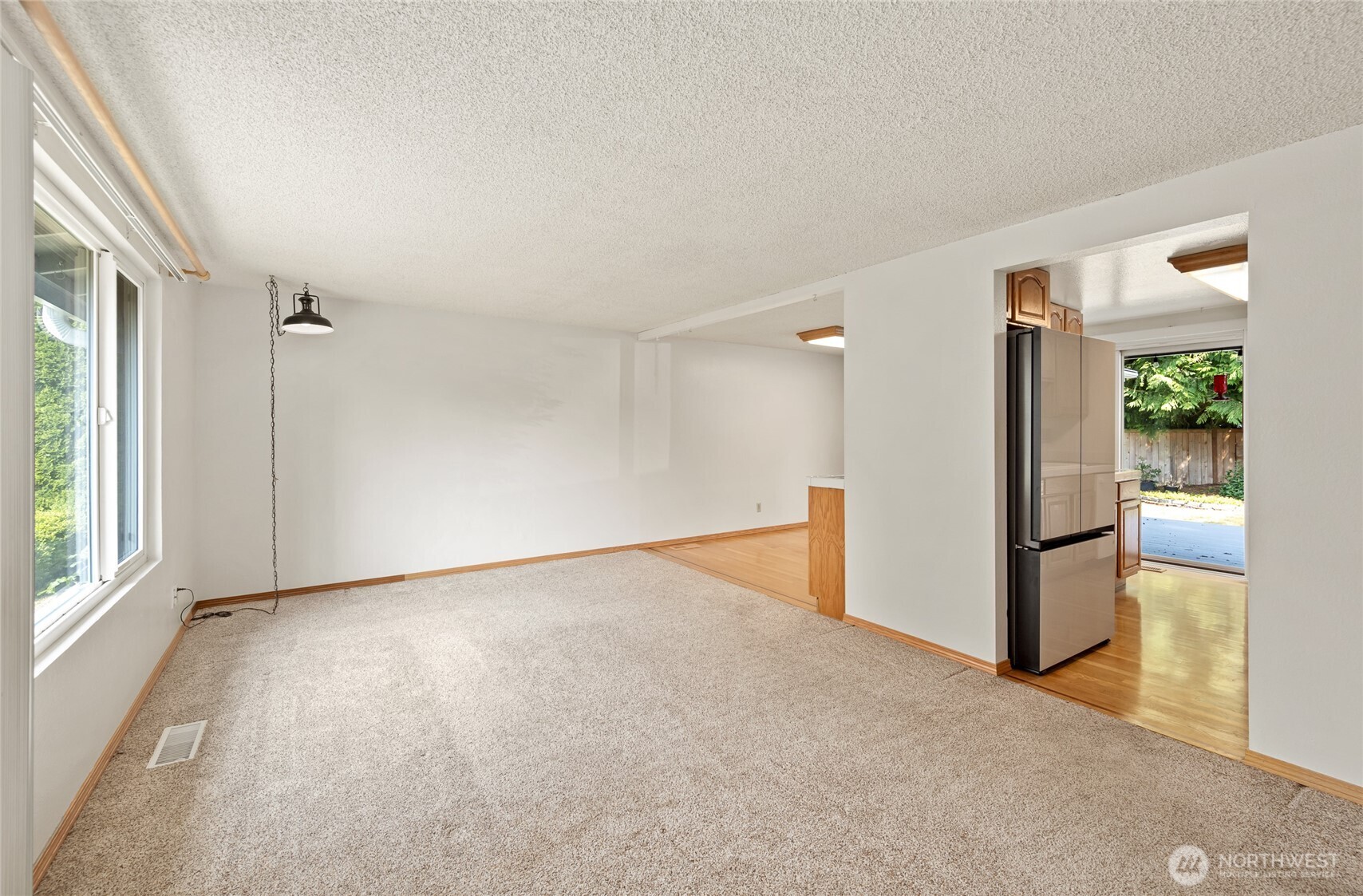 13611 62nd Avenue Property Photo 11