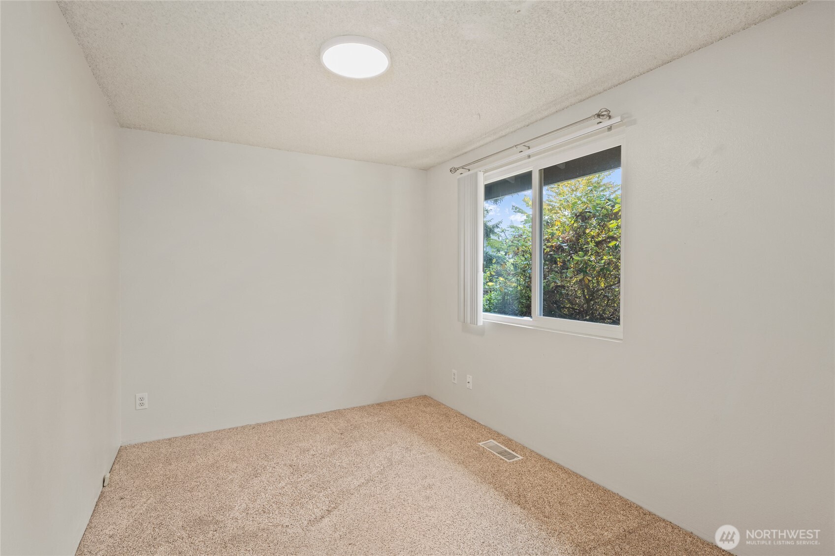 13611 62nd Avenue Property Photo 18